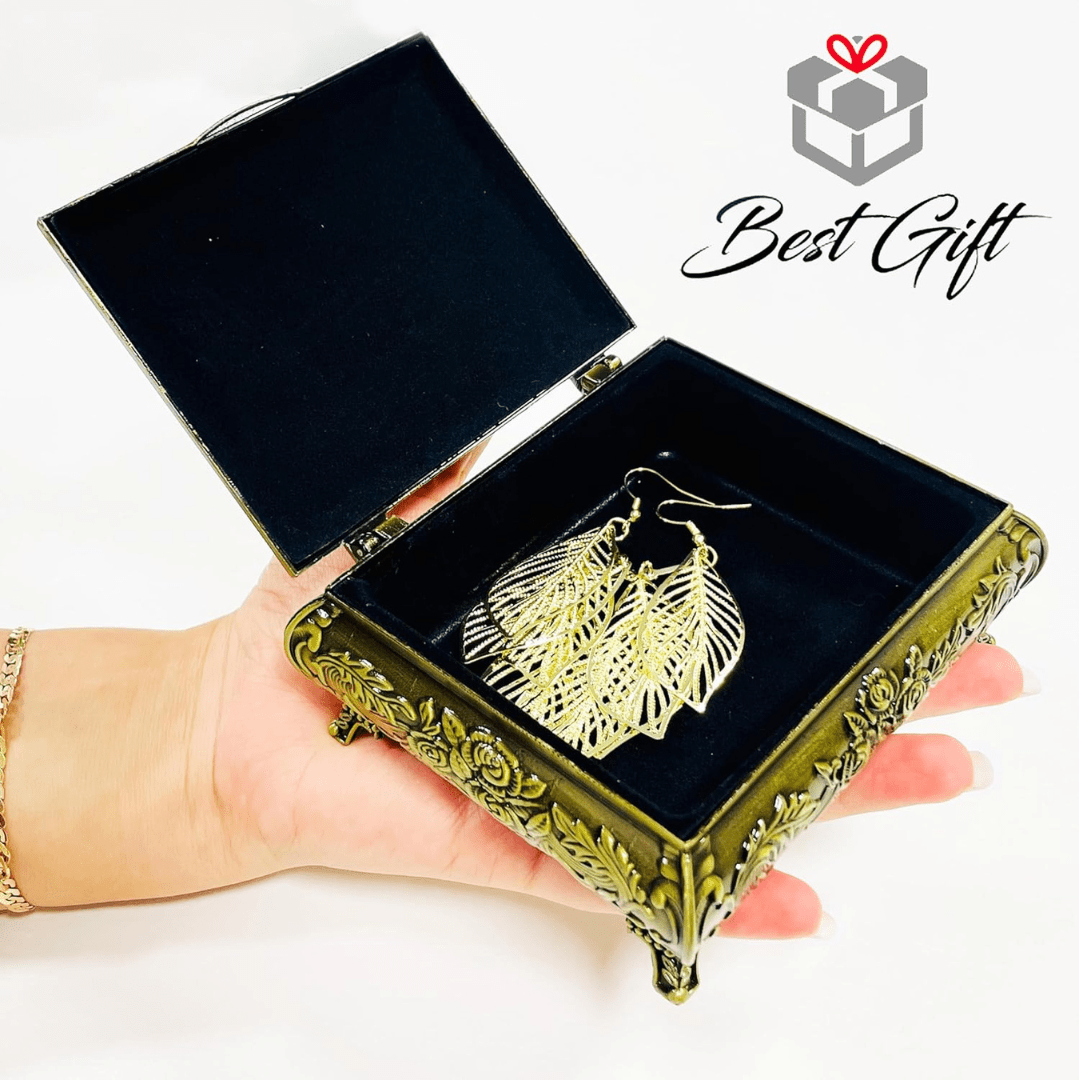 Dubai City Carved Souvenir Treasure Box - Gold Vintage Jewelry Storage and Home Decor