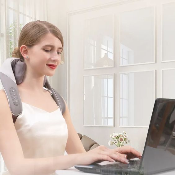 3D ADJUSTABLE NECK SHOULDER & MUSCLE RELAXATION MASSAGER, مدلك استرخاء العضلات